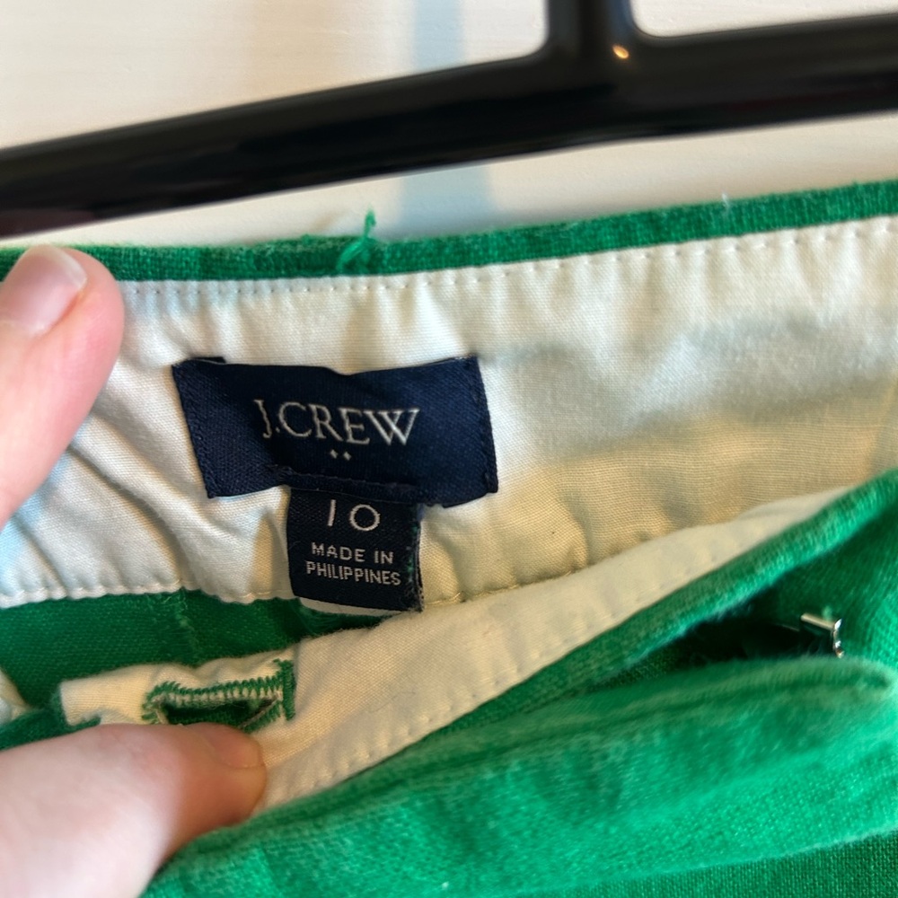 J. Crew Vibrant Green Chino Shorts with scallop hem